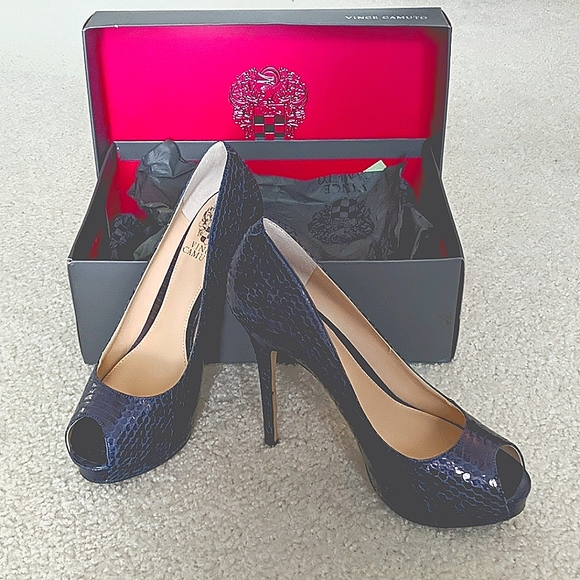 Vince Camuto Shoes - Vince Camuto navy blue stilettos